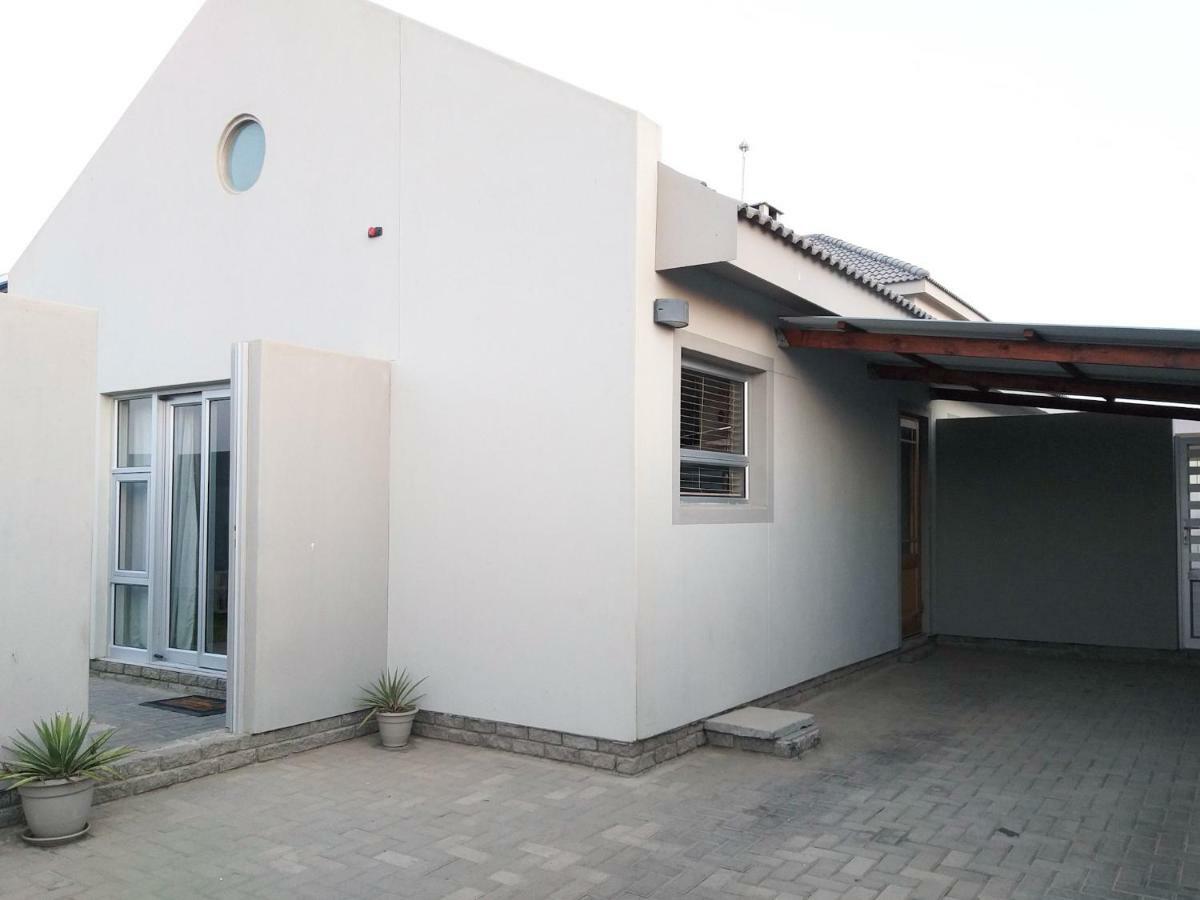 Acacia Four Seven Self-Catering Apartman Swakopmund Kültér fotó